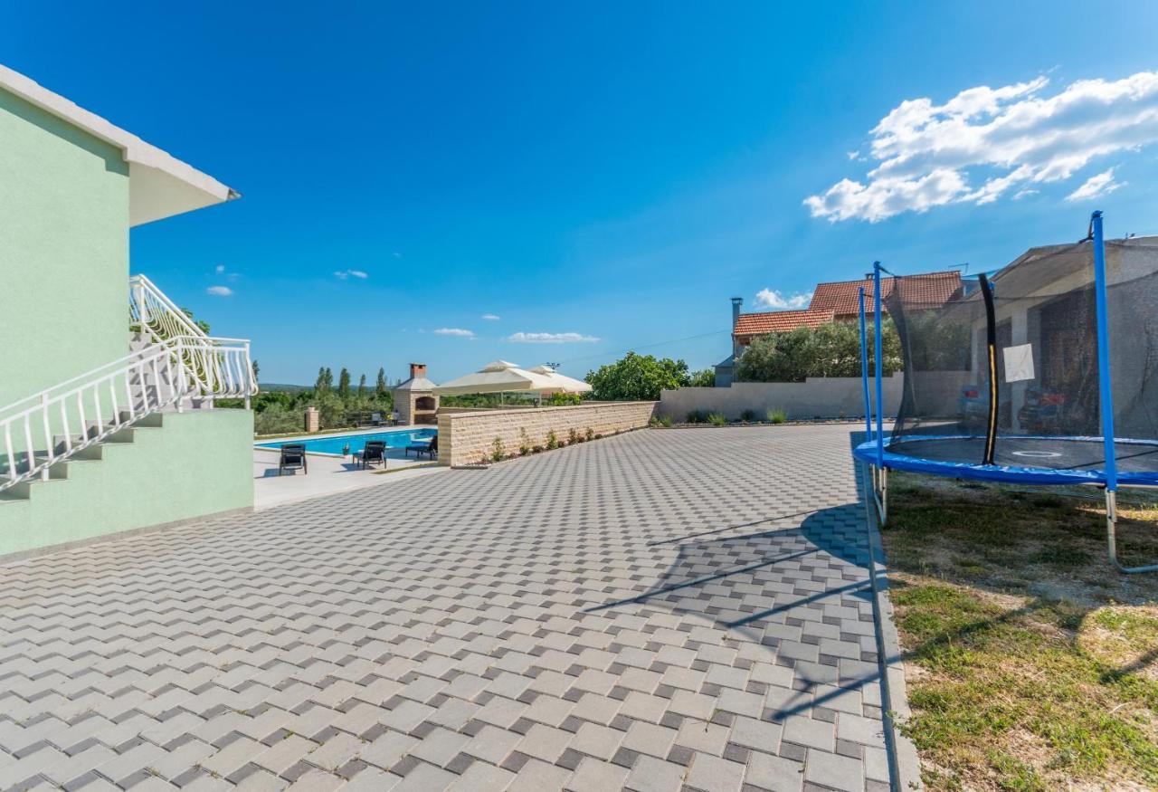 Poolincluded - Holiday Home Maslina Lisane Ostrovicke Exterior photo